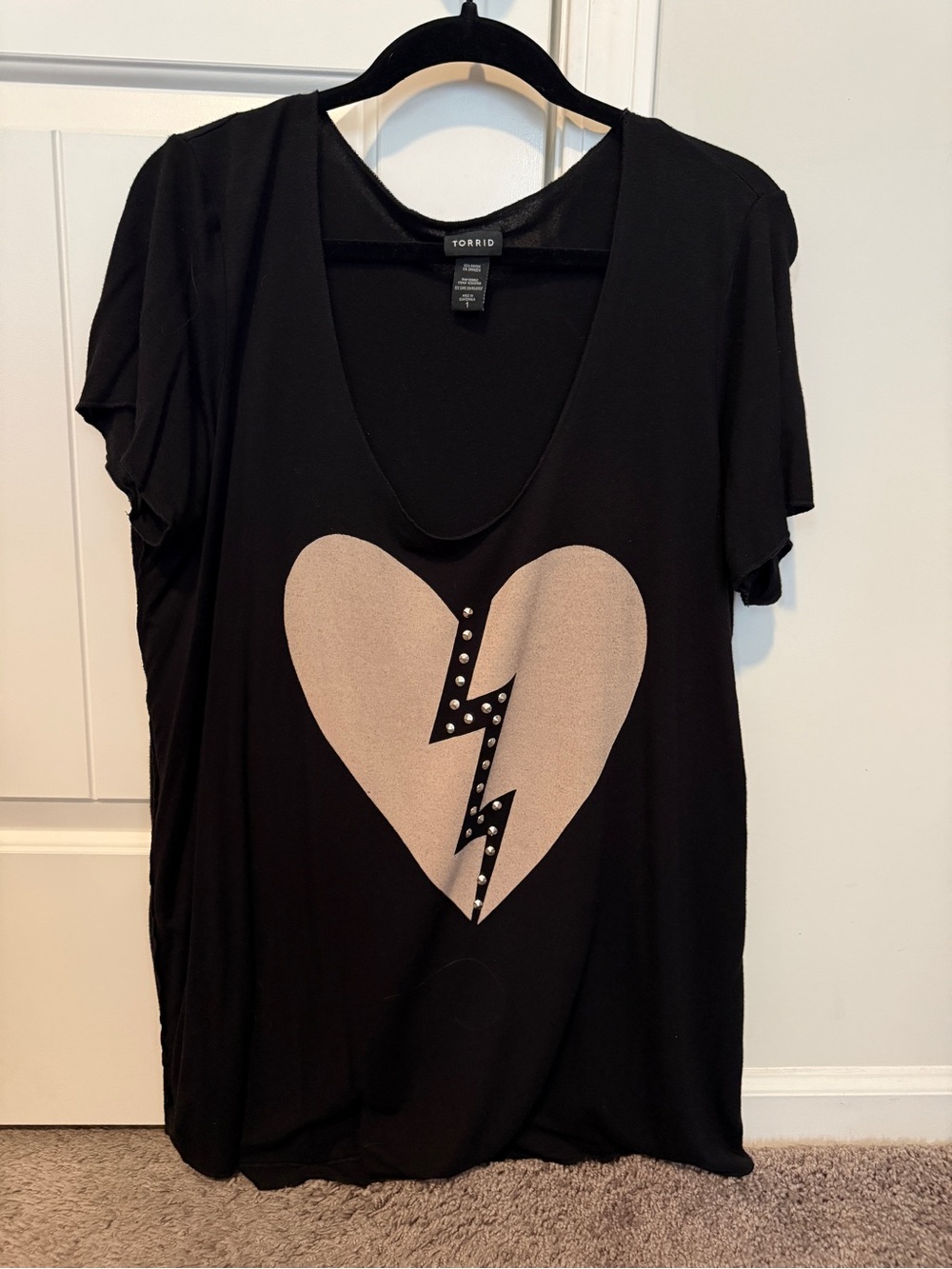 torrid Black Tee with Cream Heart & Lightning Stud Detail